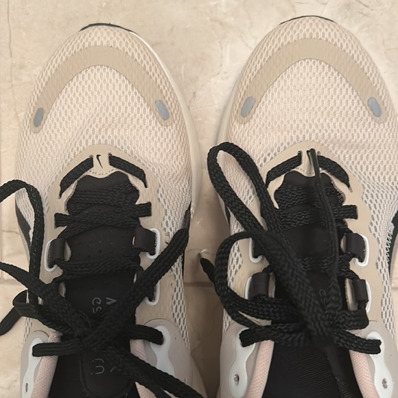 Nike women - Picture 2 of 4